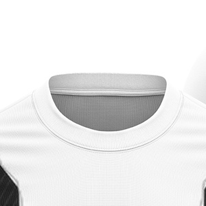 Jersey Sepak Bola Unisex Sublimasi Custom Kerah Bulat Lengan Pendek Merah Motif Geometris Warna Blok Penyerap Keringat Regular Depan - Product Image 2