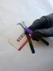 Pinzas para Pestañas Rainbow de 90 Unidades, Acero Inoxidable, Puntas de Fibra Suave de Precisión, 10 mm, Juego en Caja - Product Image 1