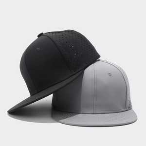 Gorra Unisex Transpirable con Cierre a Presión, Negra y Gris, Estilo Urbano, Ajustable, Visera Plana, Primavera Verano, Casual - Product Image 1