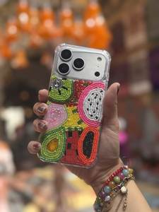 เคสโทรศัพท์ลายดอกไม้ปักครอสติชแบบทำมือ  ฝาครอบป้องกันแบบใส รูปทรงสี่เหลี่ยม งานฝีมือปักลาย - Product Image 1