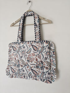 Bolso para Portátil Acolchado con Estampado Floral de Algodón Creem para Mujer, con Correa para el Hombro y Bonito Diseño con Volantes - Product Image 4