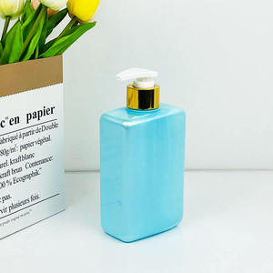 Emballage cosmétique personnalisé, bouteille plate carrée imprimée en sérigraphie, design rechargeable, plastique PET léger, vente en gros, pompe 400 ml - Product Image 3