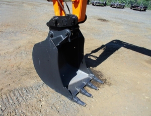 Excavadora DX85R-3 de segunda mano con giro de cola reducido para proyectos de construcción urbana - Product Image 4