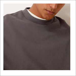เสื้อสเวตเชิ้ตคอกลมโอเวอร์ไซส์ปักโลโก้ตามสั่ง ผ้าฝ้าย 100% เสื้อผ้าสตรีทแวร์ผู้ชาย ระบายอากาศได้ดี สวมใส่สบาย ขายส่ง - Product Image 3
