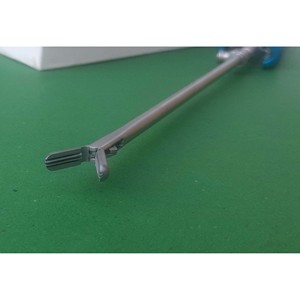 ชุดเครื่องมือผ่าตัดหัวใจ DeBakey Wide Jaw Forceps ทำจากเหล็กกล้าไร้สนิม ใช้ซ้ำได้ สำหรับจัดการเนื้อเยื่อ ได้รับการรับรองมาตรฐาน CE - Product Image 2