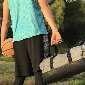 Sac de sport élégant avec compartiment à chaussures, design léger et pratique pour les voyages, idéal pour l'entraînement et la musculation - Product Image 5