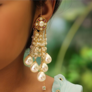 Pearl Earrings for Girls with Elegant Ear Chain Designs Alloy with 18K Gold Plated Casual Style - Product Image 3