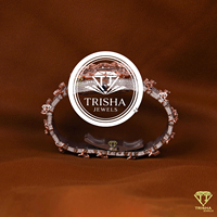 Montre bracelet exclusive en or rose avec diamants Moissanite étincelants et design de montre de luxe au style affirmé