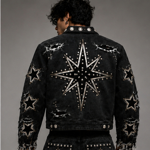 Ensemble sweat à capuche en jean noir vieilli personnalisé et jean large, avec graphiques étoiles et flammes cloutés, style streetwear Y2K, richement orné - Product Image 4