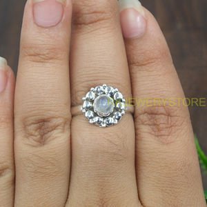 Anillo Bohemio Floral Hecho a Mano de Plata de Ley 925 con Piedra Lunar Arcoíris Natural para Mujer, Proveedor Mayorista de Joyería Vintage - Product Image 5