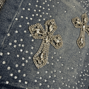 Pantalones Cortos de Mezclilla Baggy con Diseño de Cruz de Cristal, Logotipo Frontal, Bajo Deshilachado, Lavado, Estilo Y2K, con Pedrería, para Hombre, Venta al por Mayor, OEM ODM Personalizado - Product Image 3