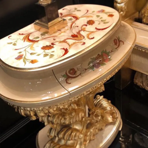 จัดส่งฟรี เฟอร์นิเจอร์บ้านคิคกี้ รุ่น BD-LUX03 เตียงคิงไซส์ไม้มะฮอกกานีสีทองหรูหรา สไตล์ยุโรปคลาสสิก ชุดห้องนอนแกะสลัก - Product Image 5