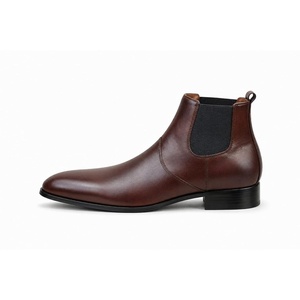 Botas Chelsea de Cuero Genuino para Hombre LEATHER STUDIO - Botas de Tobillo Impermeables, Transpirables y Ligeras, Estilo Clásico de Lujo - Product Image 5