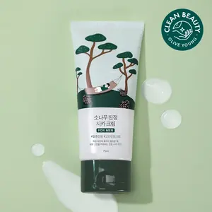 Crema hidratante y tratamiento de alta calidad de 75ml para hombre de Pine Calming Cica Cream de laboratorio redondo para hombre - Product Image 1