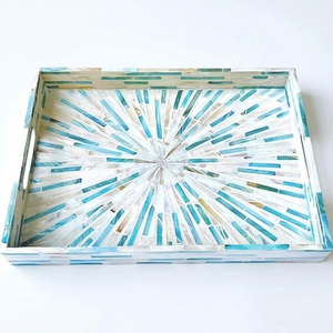 Plateau de luxe en nacre, fait main, carré, avec incrustation de nacre, motif feuille chevron, plateau décoratif pour table basse ou ottoman - Product Image 4