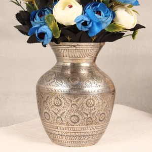 Factory Direct Engraved Metal Planter <b>Pots</b> with Competitive Pricing Housewarming Gifts At Very Impressive Cost - Product Image 3