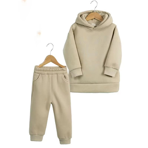 Ensemble de survêtement d'hiver pour enfants, fabricant OEM, vente en gros, coton de haute qualité, sweat à capuche et pantalon de jogging, doux, chaud, vêtements décontractés - Product Image 2