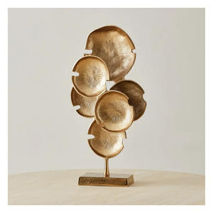 Sculpture décorative moderne en aluminium – Art élégant pour villas et appartements - Product Image 1