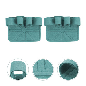 Manufacturer Made Fabric Customized Solid Color Non-Slip Adjustable Lightweight Hand Grip Pads for <b>Weight</b> Lifting Fitness - Product Image 3