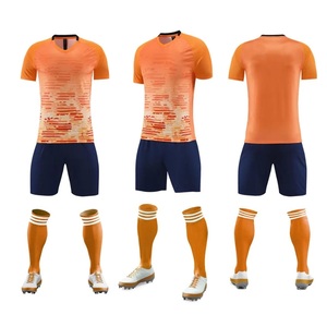 ชุดยูนิฟอร์มฟุตบอลระดับพรีเมียม เสื้อและกางเกงฟุตบอลแบบกำหนดเอง ชุดกีฬา ผู้ผลิต OEM ODM - Product Image 1