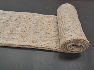 Oferta Especial: Tela de Ganchillo Chevron Bicolor Premium por Metro - Material Texturizado de Malla Abierta en Beige y Crema para Prendas de Vestir - Product Image 6