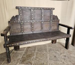 Juego de Sofás Premium Heritage que Combina Artesanía Clásica, Construcción Duradera y Muebles Elegantes para Salas de Estar con Estilo - Product Image 1