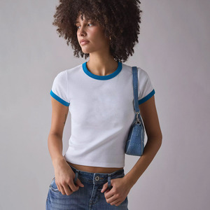 T-shirt court Ringer pour femme 100% Coton à manches courtes coupe ajustée style streetwear avec bordure contrastante, vente en gros, décontracté - Product Image 1