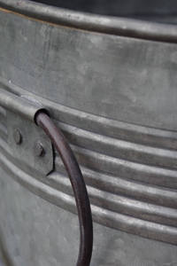 Handmade Solid Metal Galvanized Attractive Tradition Design Farmhouse Decorative Galvanized <b>Large</b> Planters Pots - Product Image 2