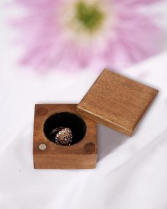 Caja de Anillos de Madera de Roble con Forma Personalizable, Interior de Terciopelo Suave, Caja de Presentación de Joyas, Organizador de Joyas, Pendientes - Product Image 4