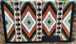 Couverture de selle d'équitation artisanale de style western, design haut de gamme, en laine de Nouvelle-Zélande, avec coque en coton tressé et doublure en polaire, rembourrage pour concours - Product Image 6