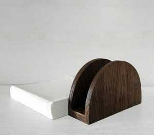 Porte-serviettes en bois à motif ajouré, boîte de rangement rectangulaire pour mouchoirs, panneau frontal sculpté élégant, finition lisse, accessoire de cuisine et de salle à manger - Product Image 5