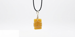 Collier pendentif en pierre de cristal de quartz jaune naturel rectangulaire en gros - Bijoux en pierres précieuses faits à la main avec fil enroulé - Product Image 4