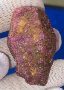 พลอยทับทิมดิบธรรมชาติจากเคนยา เหมืองเฟโมส จอห์น โซล น้ำหนัก 309.5 กะรัต - Product Image 4