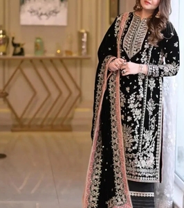 Robe maxi brodée rose poudré, longueur au sol, tenue de soirée traditionnelle indienne pakistanaise pour femmes - Product Image 4