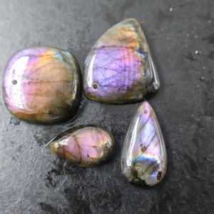 Wholesale Purple <b>Labradorite</b> Cabochon Natural Crystal Gemstone Pear Shape Mix Drill Animal Flashy Loose Cute Purple <b>Labradorite</b> - Product Image 4