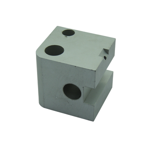 Bloc d'acier haute alliage usiné CNC par moulage à la cire perdue, certifié ISO, fabricant et fournisseur indien - Product Image 3