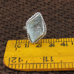 Anillo de Plata de Ley 925 Hecho a Mano con Aguamarina en Engaste de Bisel, Borde Punteado Artesanal Natural, Joyería de Piedra de Nacimiento de Marzo, Venta al por Mayor - Product Image 4