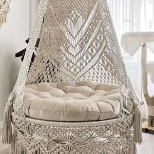 Silla Colgante de Macramé Hecha a Mano, Hamaca Boho, Decoración Interior y Exterior - Product Image 1