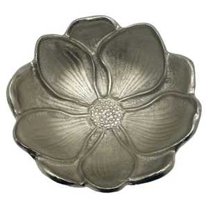Silver Metal Flower Bowl Handcrafted Lotus Petal Serving Dish Wholesale Aluminium Floral Candy Tray Vanity Jewelry Bowl - Product Image 1
