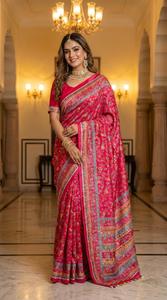 Sari en soie Chinnon avec imprimé Ajarakh, travail de miroir véritable sur tout le sari, bordure et pallu avec passepoil, ainsi que latkan Kodi. - Product Image 3