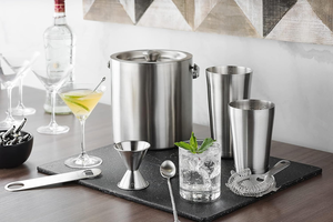 Double-Wall Stainless Steel Insulated Durable Classic Design 3Ltr Beer Ice <b>Bucket</b> <b>with</b> <b>Lid</b> and Ice Tong Great for Home Bar - Product Image 3