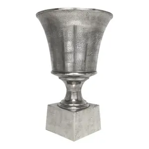 Jarrón de Flores de Hierro Artístico Hecho a Mano, Diseño Costero, Jarrón de Mesa para Bodas, Decoración de Lujo Ecológica por Zahid Exports - Product Image 4