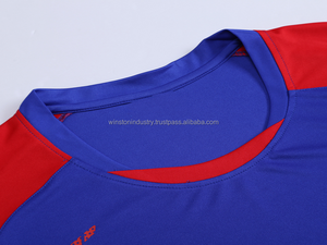 Camiseta de fútbol de sublimación transpirable de secado rápido profesional personalizado y diseño de ropa deportiva de calcetines - Product Image 4