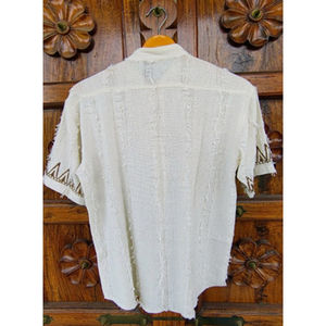 เสื้อเชิ้ตผ้าฝ้ายทอลายบล็อกพิมพ์ลายสำหรับผู้ชาย แต่งขอบด้วยพู่มีเท็กซ์เจอร์ สีสันตามสั่ง - Product Image 3