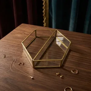 Bandeja Decorativa Hexagonal de Vidrio con Espejo, Lacada, Moderna y de Lujo, Diseño Artesanal, Organizador de Almacenamiento Metálico para Escritorio y Joyería - Product Image 2