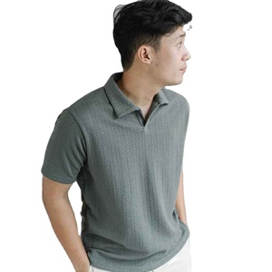 เสื้อโปโลผู้ชายผ้าวาฟเฟิลคุณภาพพรีเมียม แห้งเร็ว สีพื้น โลโก้ด้านหน้า ใส่สบาย สไตล์ลำลอง - Product Image 1
