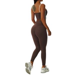 Conjunto de Pantalones de Yoga Marrones para Mujer al por Mayor 2026 |   Conjunto Deportivo de Dos Piezas de Nailon y Elastano Ligero e Informal con Cintura Elástica - Product Image 4