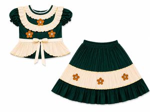 Ensemble haut et jupe en tissu Crave pour bébés filles, qualité export, doux, respirant, tenue tendance pour fêtes et usage quotidien, en vente - Product Image 4