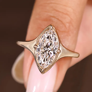 Elegante Anillo de Compromiso de Plata de Ley 925 Chapado en Oro con Diamante Moissanita Corte Marquesa para Mujer, Joyería Fina, Regalo de Boda - Product Image 1