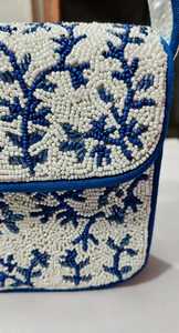 Sac à main rectangulaire lavable fait main ALI FASHION ART AFA-03 en polyester brodé avec perles de verre et motif dés et cartes, pour usage quotidien - Product Image 5